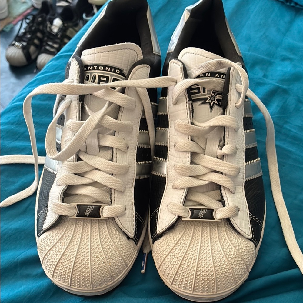NBA Adidas SA spurs shoes